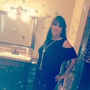 Meet your Posher, Vickie